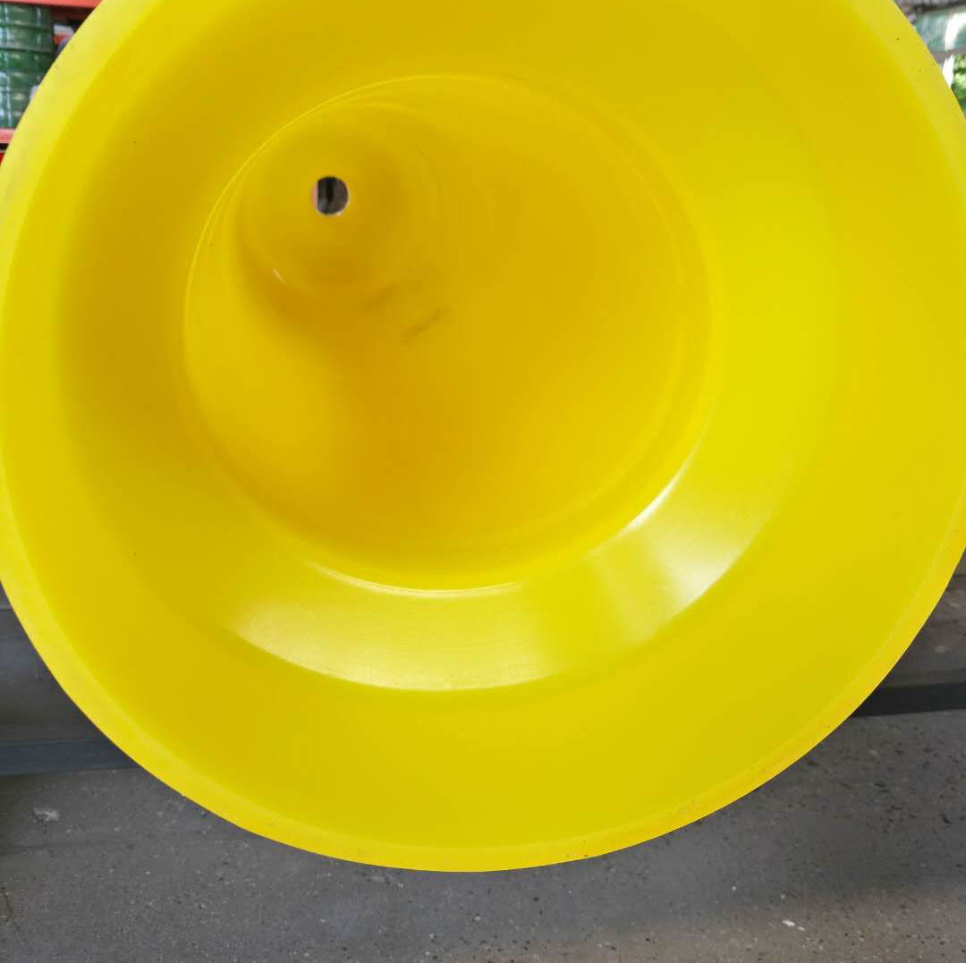 湿袋式等静压模具